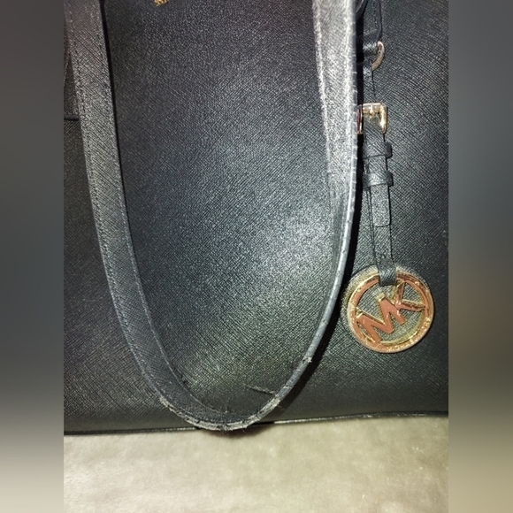 MICHAEL KORS PRE-LOVED Jet Set Saffiano Leather Tote Bag - Picture 7 of 9